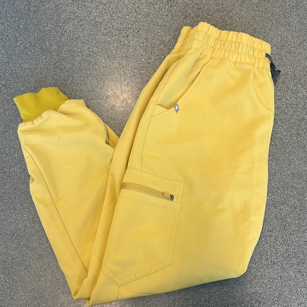 FIGS SE gold Zamora high waisted joggers